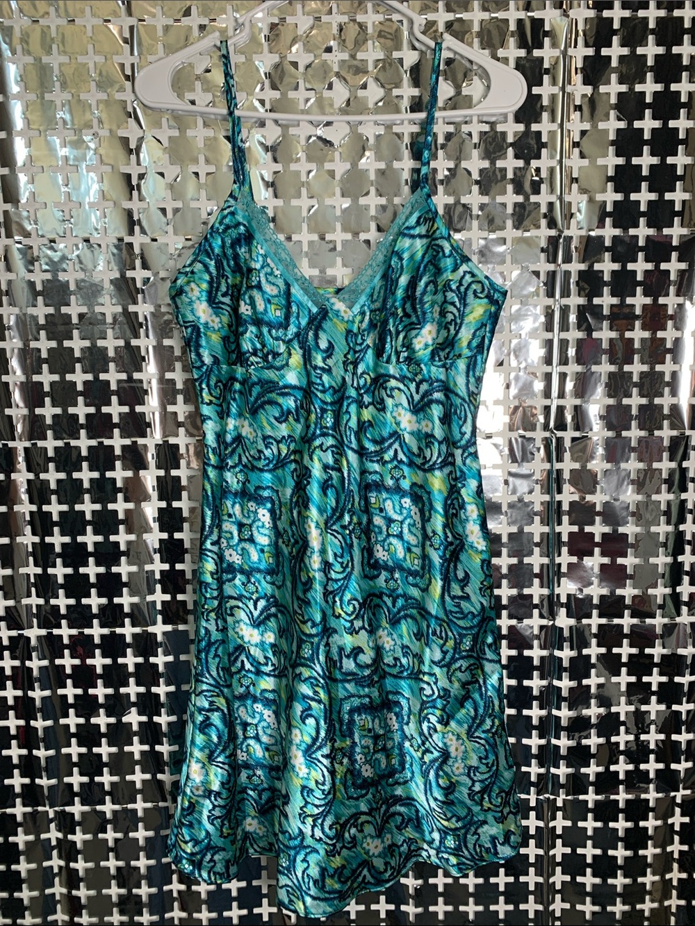 Liz Claiborne Teal Aqua Swirl Satin Slip